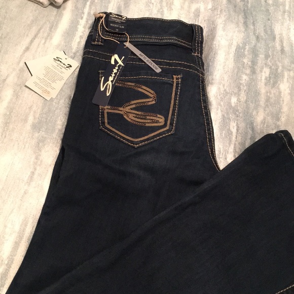 Seven Jeans - Picture 2 of 3